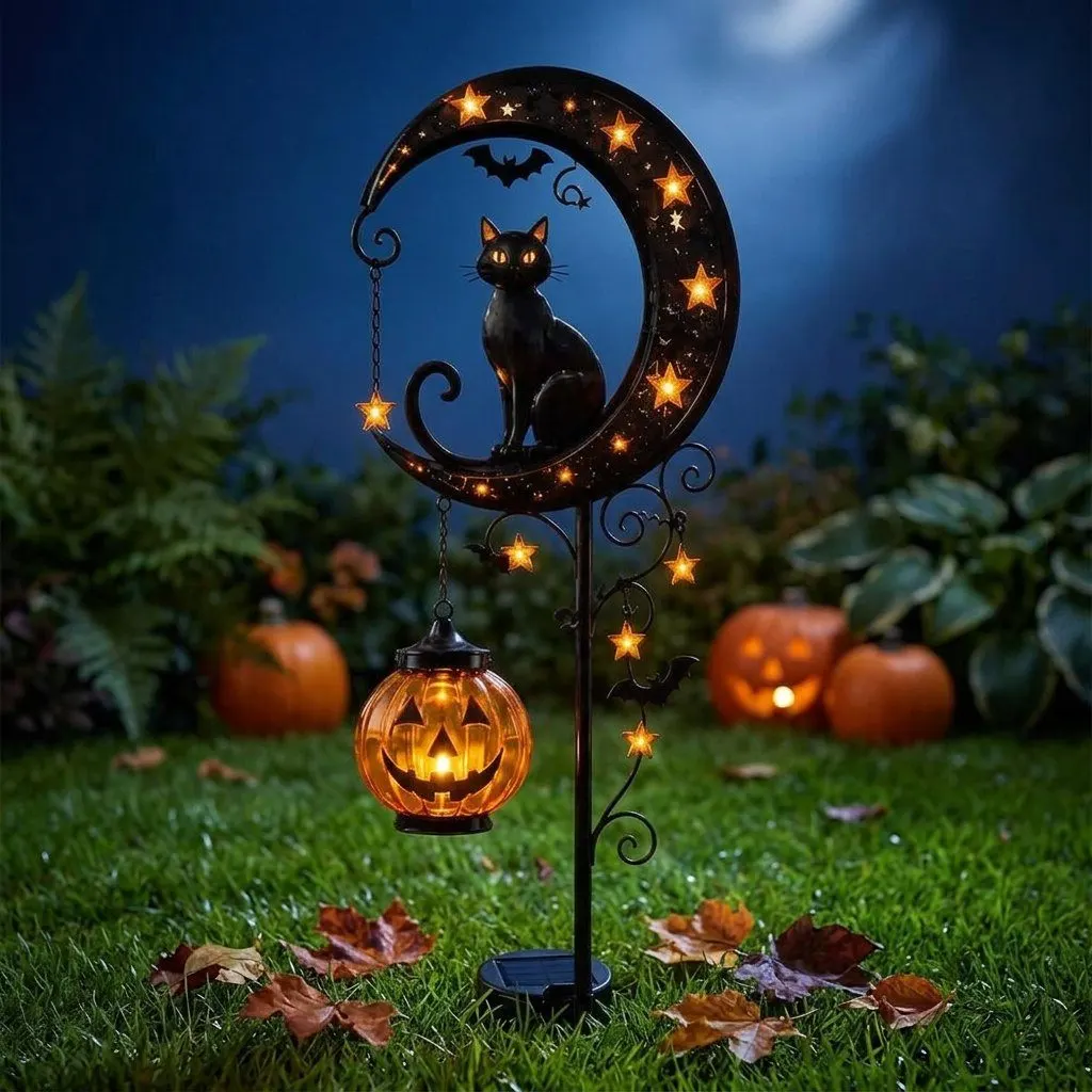 Black cat moon garden lamp, view 4