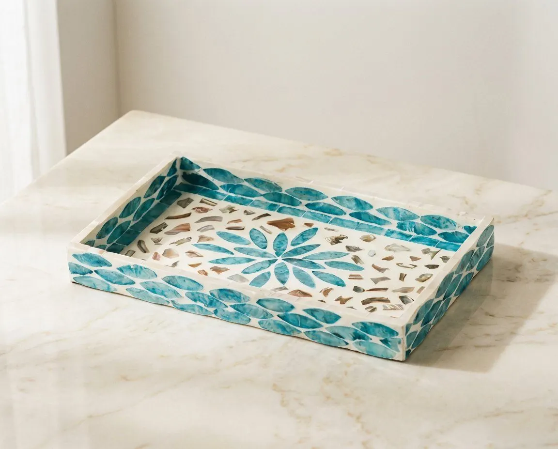 Shell tray, view 2