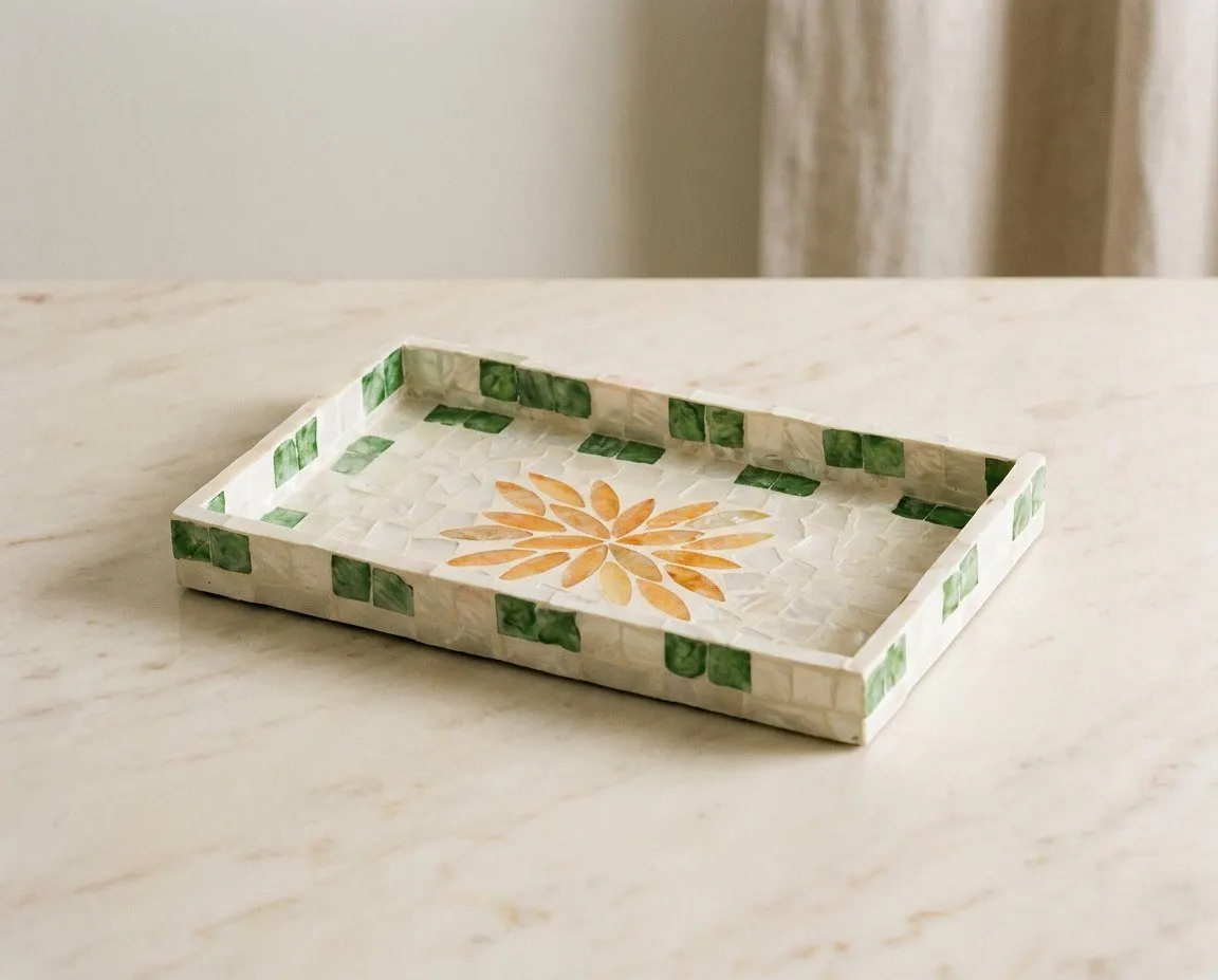 Shell tray